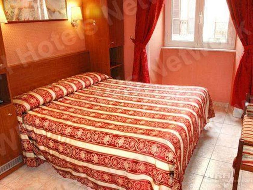 רומא Hotel Virginia מראה חיצוני תמונה